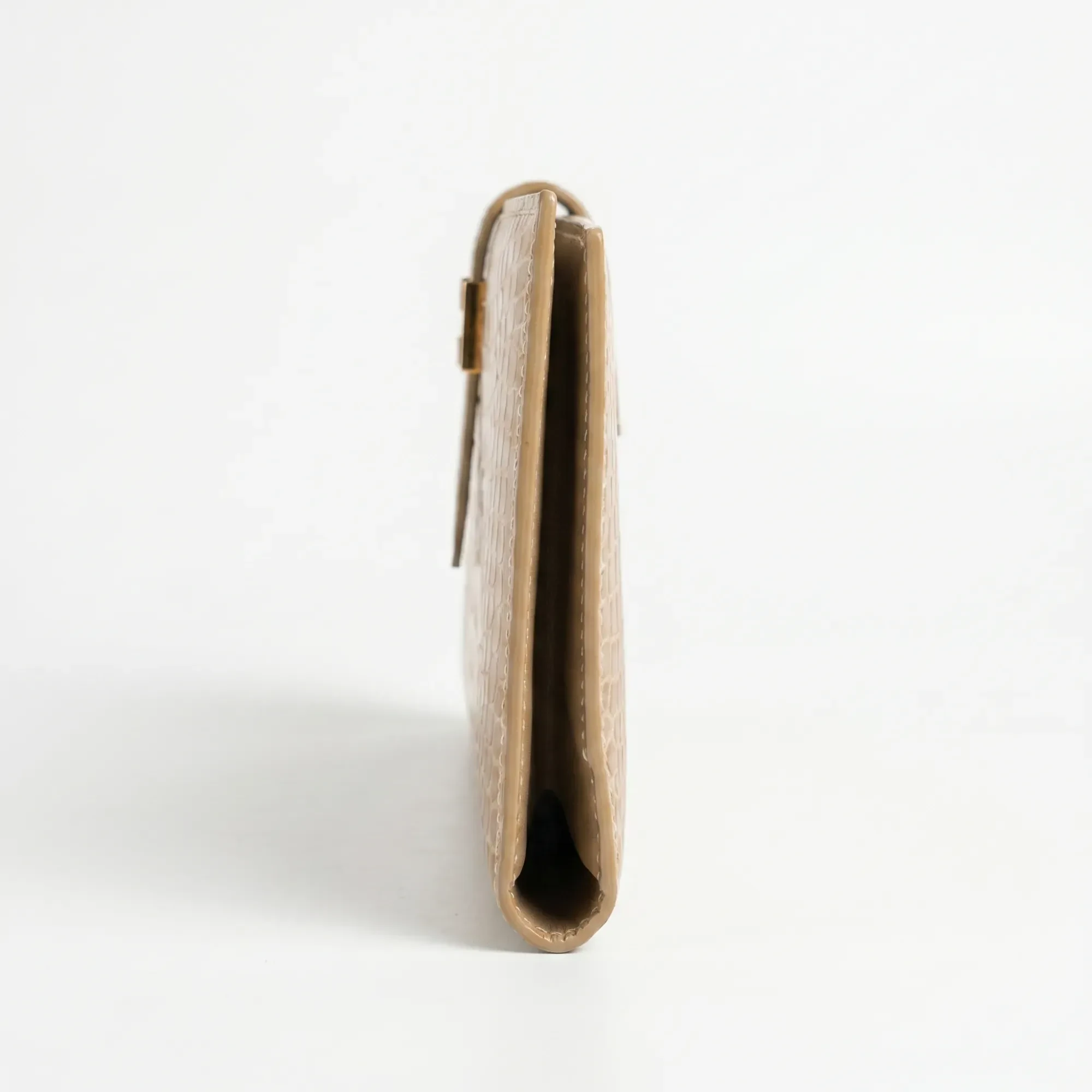 Hermès · Béarn Wallet · Beige Alligator · Gold Hardware · c.1998 - View 3